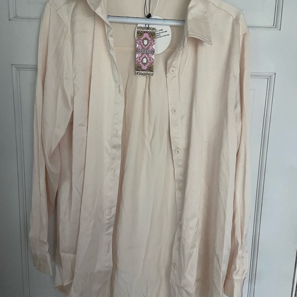oversized button up - Picture 2 of 2